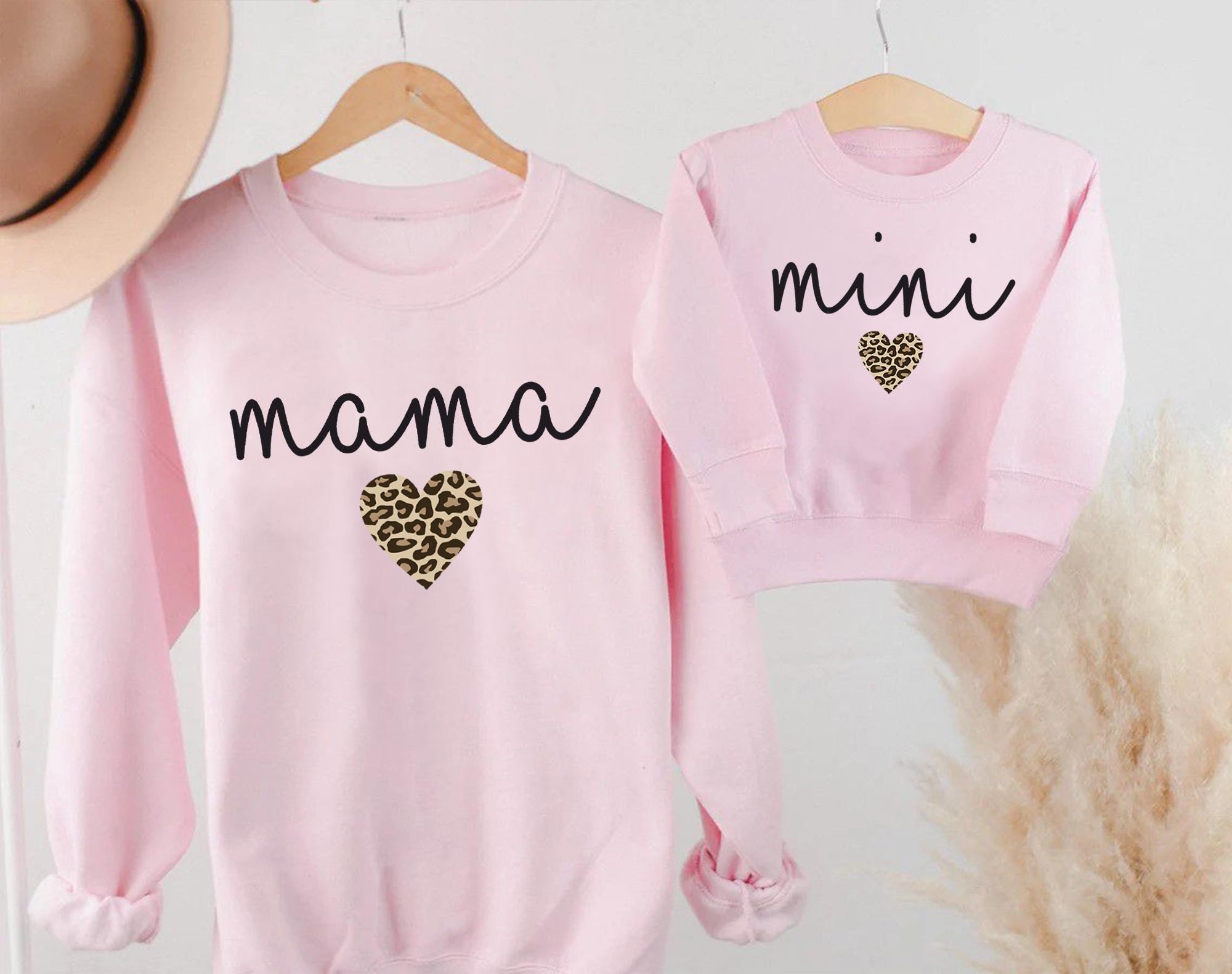 Mommy and Me Outfits, Mom and Me Sweatshirts, Mama and Mini Matching Pullover Sweatshirts, Mama & Mini Sweatshirt, Mom Daughter  Sweater