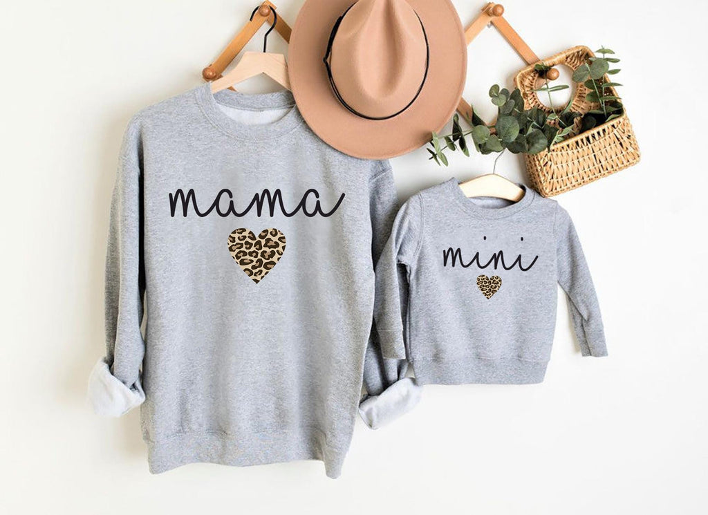 Mommy and Me Outfits, Mom and Me Sweatshirts, Mama and Mini Matching Pullover Sweatshirts, Mama & Mini Sweatshirt, Mom Daughter  Sweater