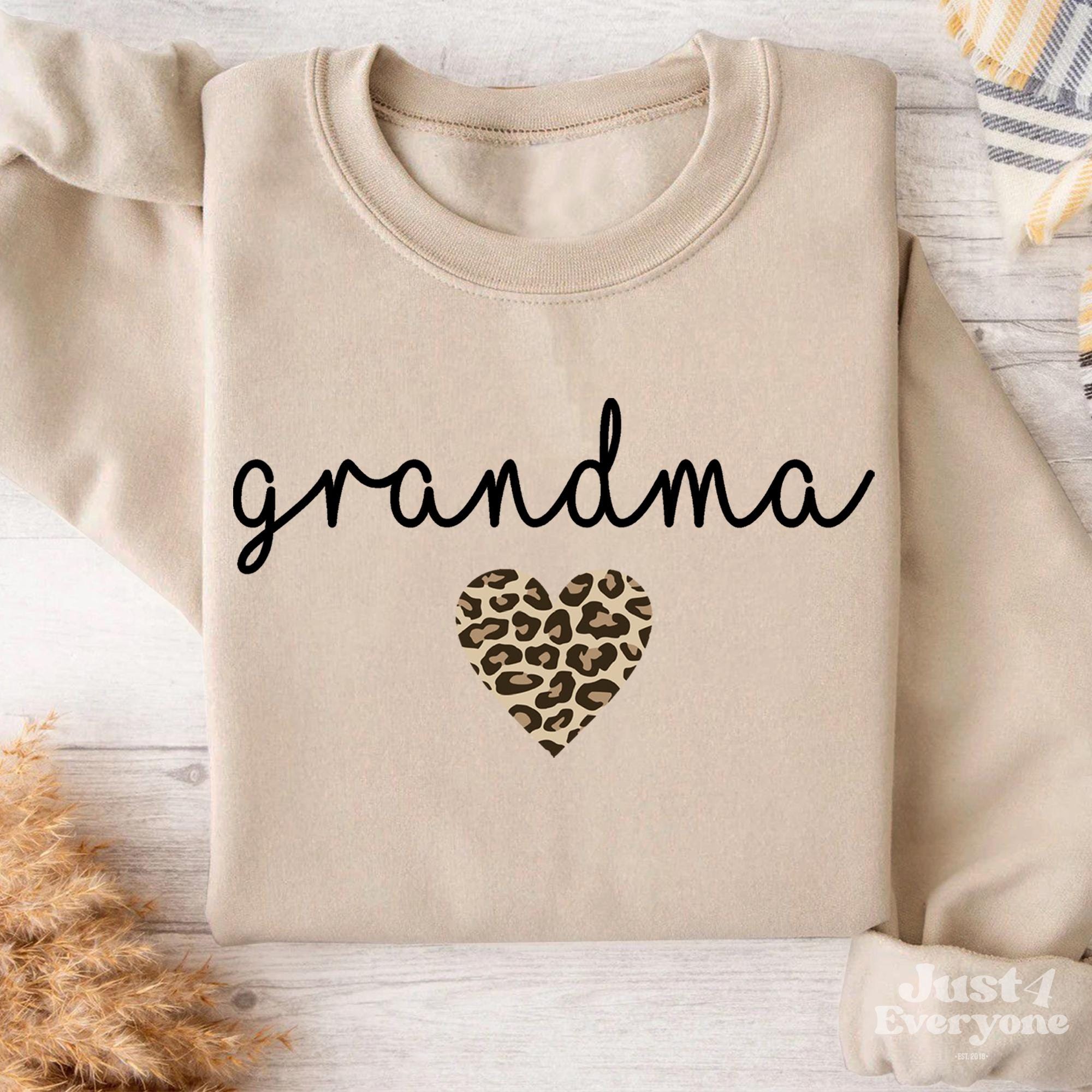 Grandma Sweatshirt with Leopard Heart, Gift for Grandma, Green Grandma Sweatshirt, Leopard Grandmother Pullover, Announcement Clothing Gifts