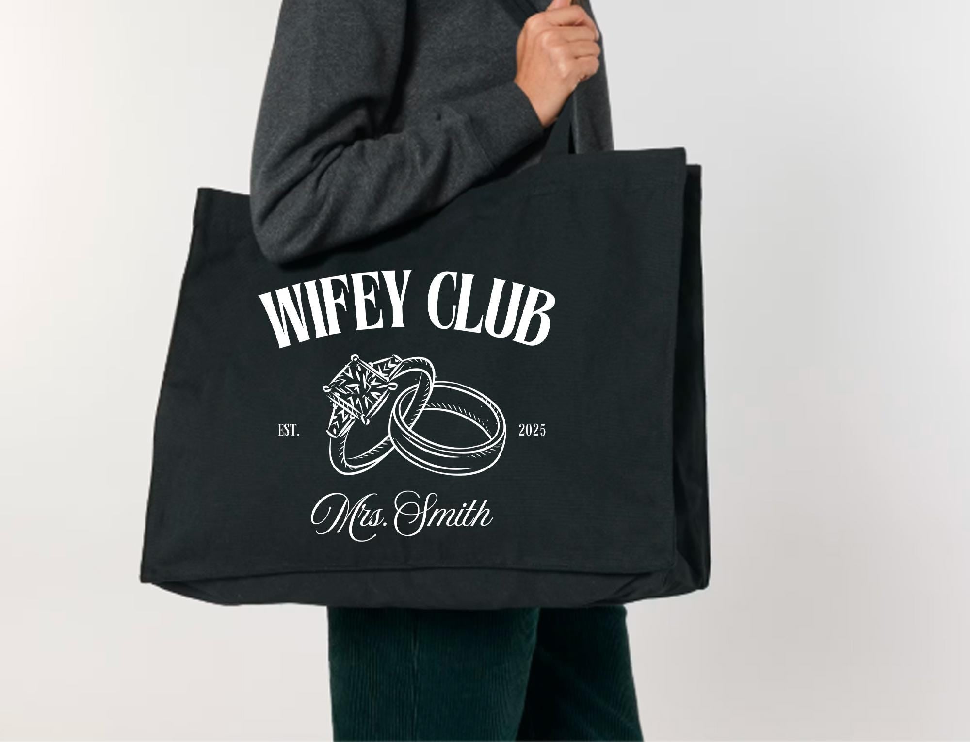 Wifey Club Custom Tote Bag, Wifey Gift, Mrs Tote Bag, Just Married Gift, Honeymoon Tote Bag, Newlywed Gift, New Wife Gift, Wedding Gift