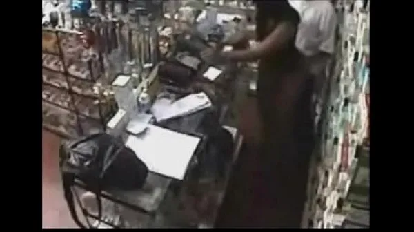 Nye Real ! Employee getting a Blowjob Behind the Counter film i alt
