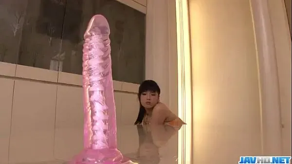 新的Impressive toy porn with hairy Asian milf Satomi Ichihara共有电影