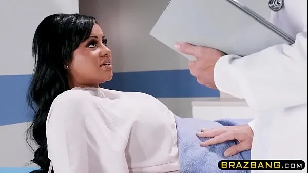 Nye Doctor cures huge tits latina patient who could not orgasm film i alt