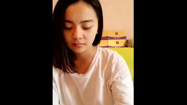 New Young Asian teen showing her smooth body total Movies