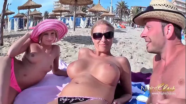 新的German sex vacationer fucks everything in front of the camera共有电影