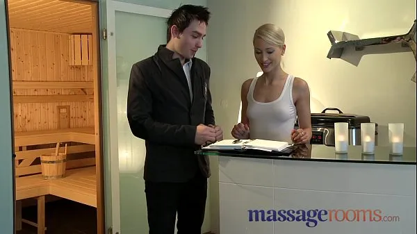 Massage Rooms Uma rims guy before squirting and pleasuring another total Film baru