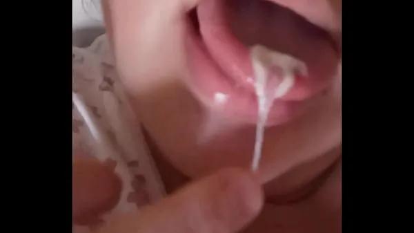 Nye Swallowing my vaginal juices filmer totalt