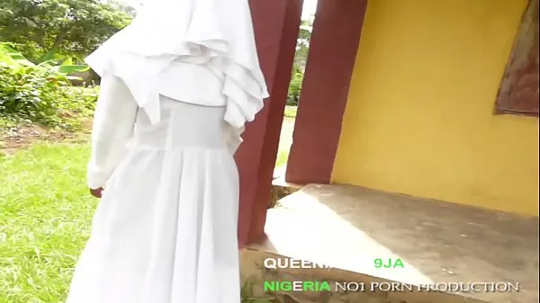 Nové filmy celkem QUEENMARY9JA- Amateur Rev Sister got fucked by a gangster while trying to preach