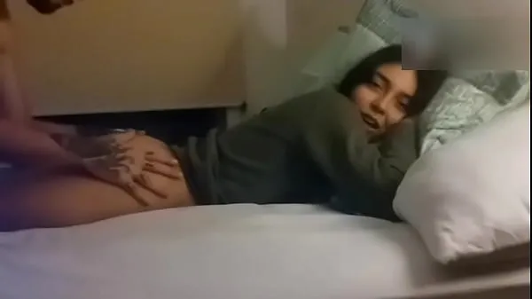 Nye BLOWJOB UNDER THE SHEETS - TEEN ANAL DOGGYSTYLE SEX filmer totalt