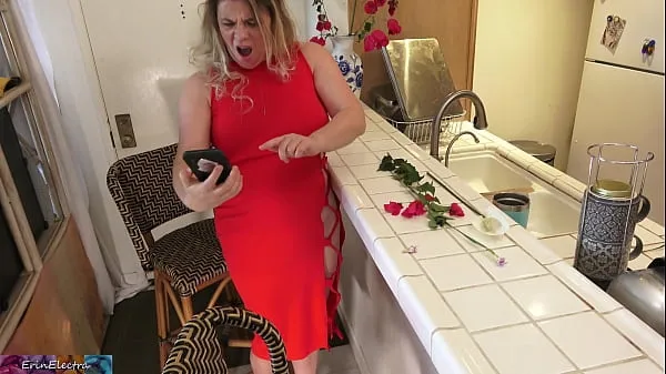 New Stepmom gets pics for anniversary of secretary sucking husband's dick so she fucks her stepson total Movies