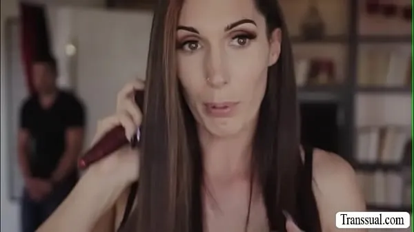 Yeni Stepson bangs the ass of her trans stepmom toplam Film