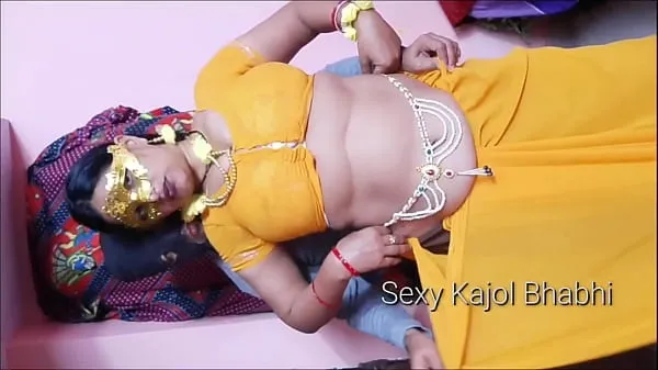 hot Indian milf step mom fucking with her step son when his step father go to market Jumlah Filem baharu