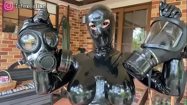 Łącznie nowe Latex Alien Trying Out Fetish Gas Masks filmy