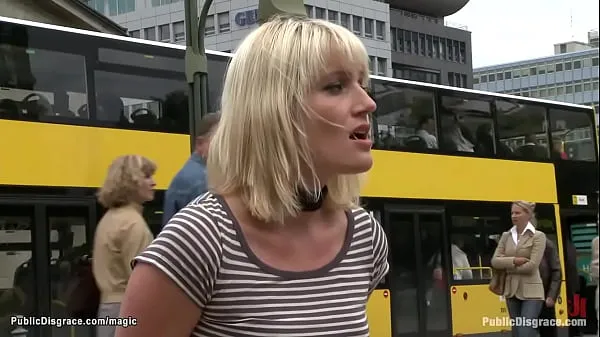 Nya Blonde group anal fucked in public filmer totalt
