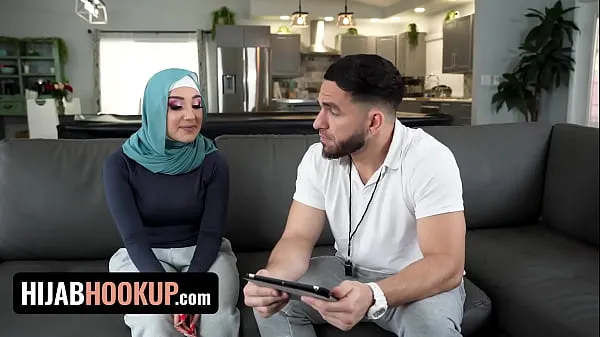 Uusia elokuvia yhteensä Hijab Hookup - Beautiful Big Titted Arab Beauty Bangs Her Soccer Coach To Keep Her Place In The Team