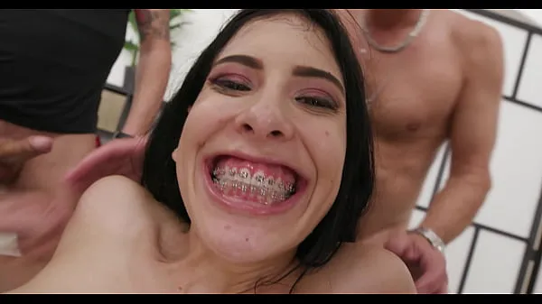 Celkový počet nových filmov: 7on1 Double anal Gang Bang goes Wet, Alicia Trece, DAP, Gapes, Pee Drink, Cum in Mouth, Multiple Creampie, Swallow GIO2190