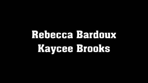 नई Rebecca Bardot Takes Cock With Her Mommy Kaycee Brooks कुल फिल्में