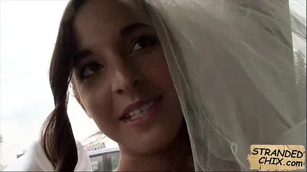 Łącznie nowe Bride fucks random guy after wedding called off Amirah Adara.1.2 filmy
